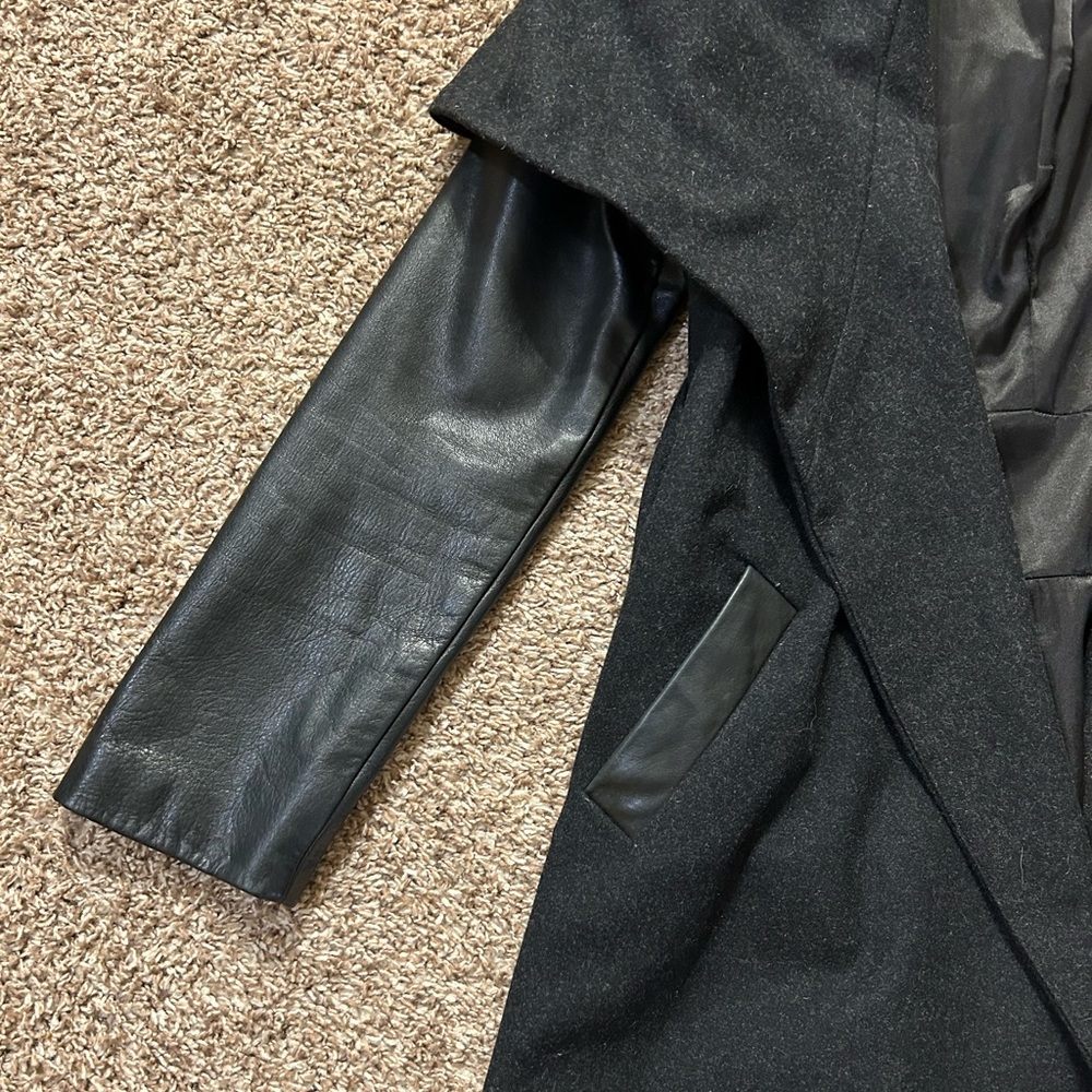 Winter Cape - image 4